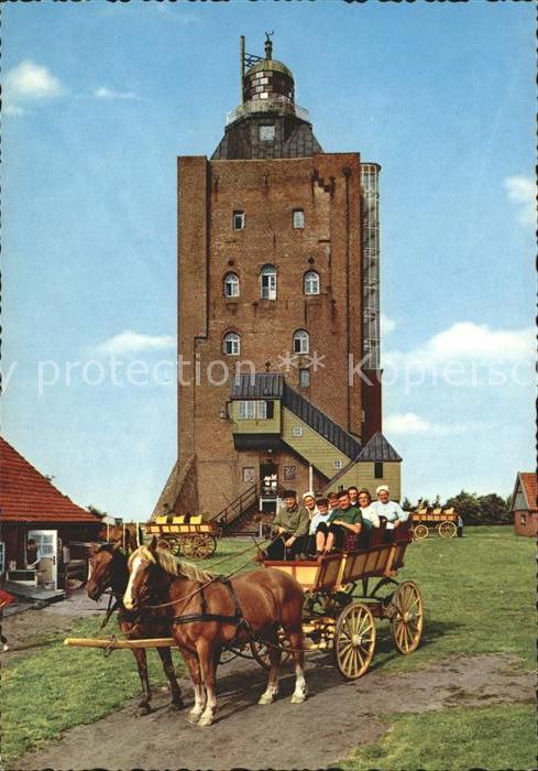 Insel Neuwerk Leuchtturm der Insel mit Wattwagen