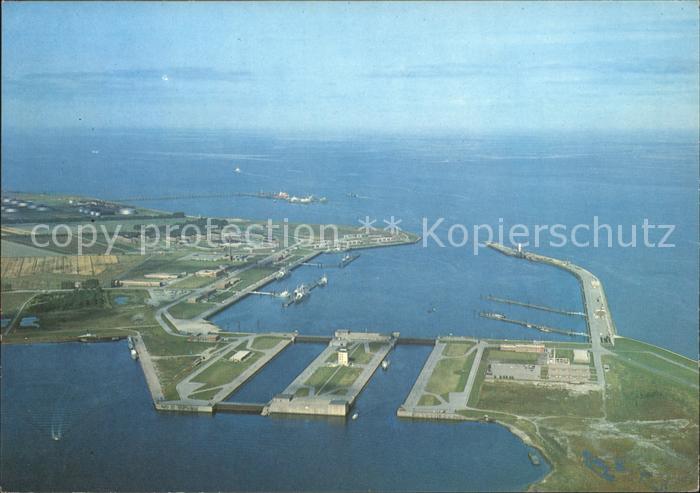 Wilhelmshaven  CITY Einfahrt oelhafen Fliegeraufnahme