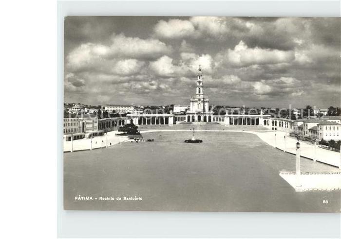Fatima Platz vorm Heiligtum