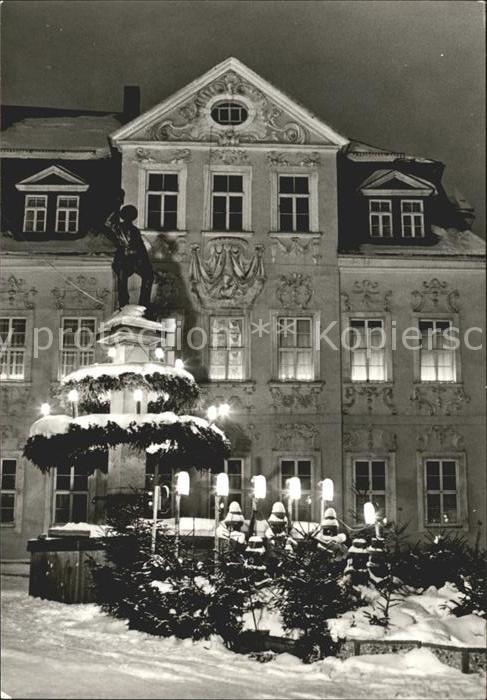 Schneeberg Erzgebirge Bergmannsbrunnen zur Weihnachtszeit