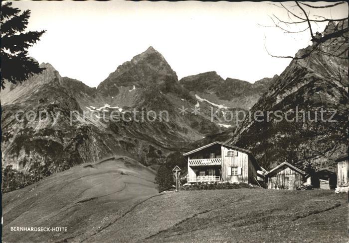 Bernhardseck Huette mit Gr Krottenkopf