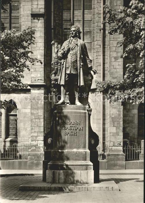 LEIPZIG Sachsen Bach Denkmal vor der Thomaskirche