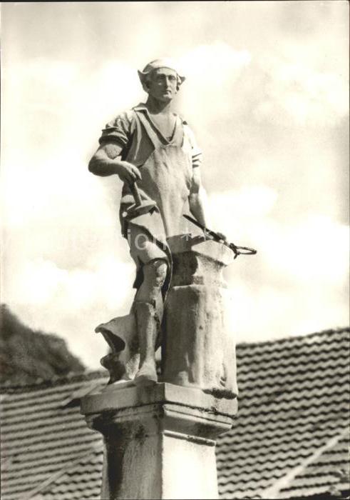 Suhl Thueringer Wald Der Waffenschmied Wahrzeichen