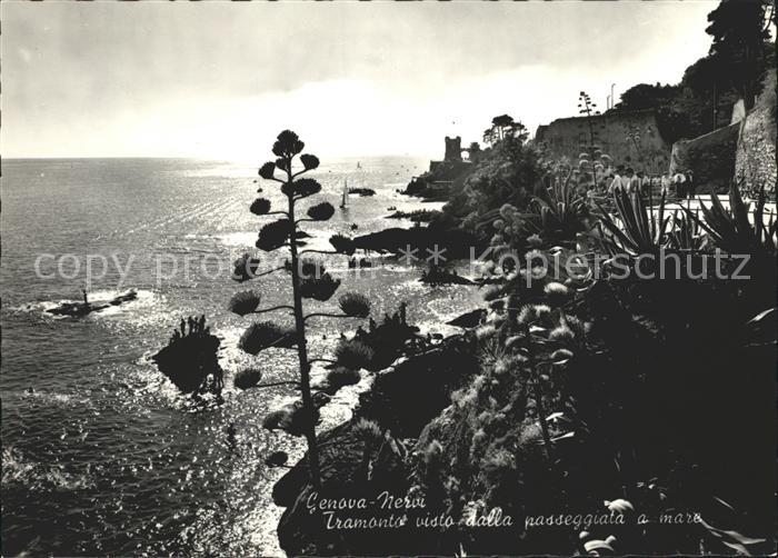 Nervi Tramonto visto dalla passeggiata a mare