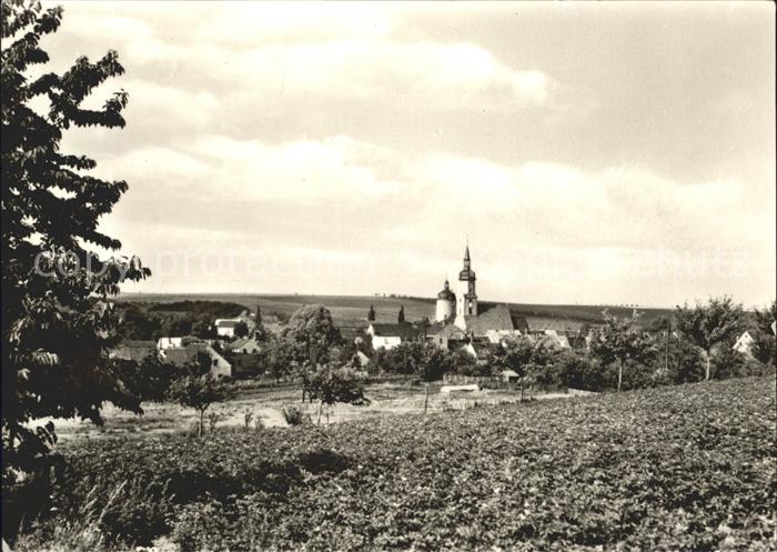 Muegeln Oschatz Ortsblick mit Kirche