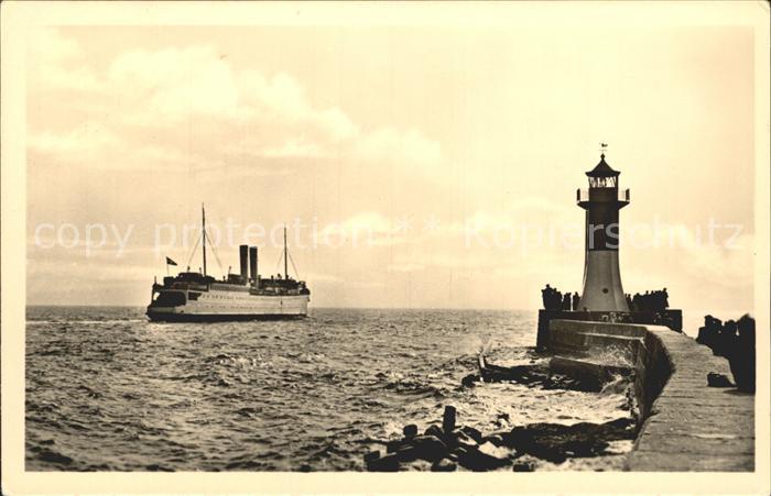 Leuchtturm Lighthouse Schwedenfaehre Sassnitz Ruegen