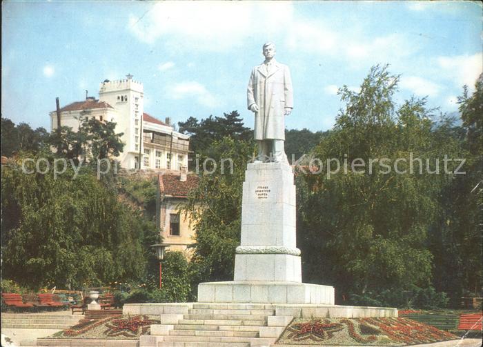 Dupnitza Le Monument de Stanke Dimitrov
