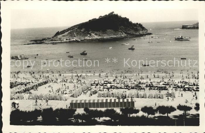 San Sebastian  Pais Vasco ES Strand Ondarreta Kirche Santa Clara