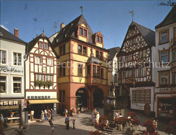 BERNKASTEL-KUES Berncastel Rheinland-Pfalz Marktplatz