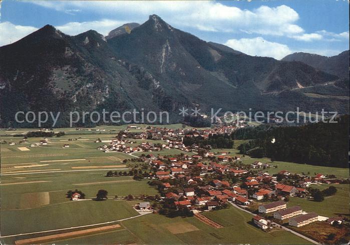 Piesenhausen mit Blick zum Hochgern Bayerische Alpen Fliegeraufnahme