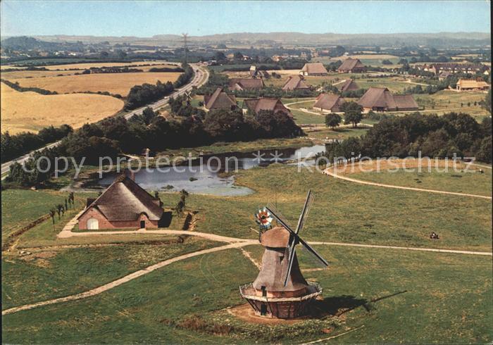 Rammsee Kiel Schleswig Holsteinisches Freilichtmuseum Hollaendermuehle Haubarg F