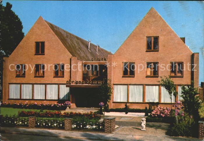 Lisse Chr van Damme Antique Dealer