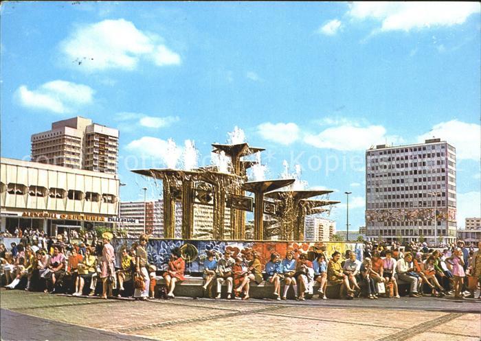 BERLIN  CITY Alexanderplatz Brunnen Hochhaus Hauptstadt der DDR