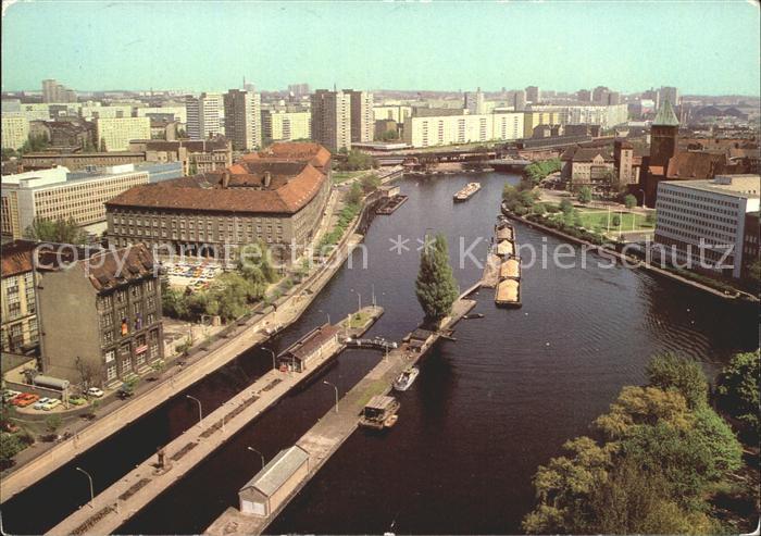 BERLIN  CITY Muehlendammschleuse Hauptstadt der DDR