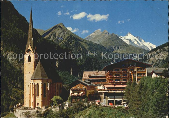 Heiligenblut Kaernten Ortsansicht mit Kirche Hotel Glocknerhof Haus Hubertus Gro