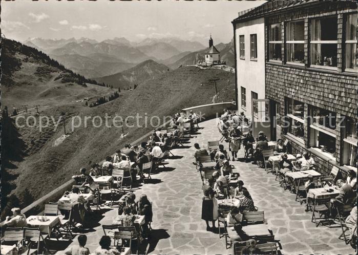 Rottach-Egern Wallbergbahn am Tegernsee Berggaststaette Kapelle Zugspitze Karwen