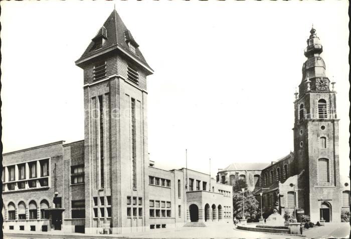 Leuze Hainaut Collegiale Saint Pierre Hotel de Ville