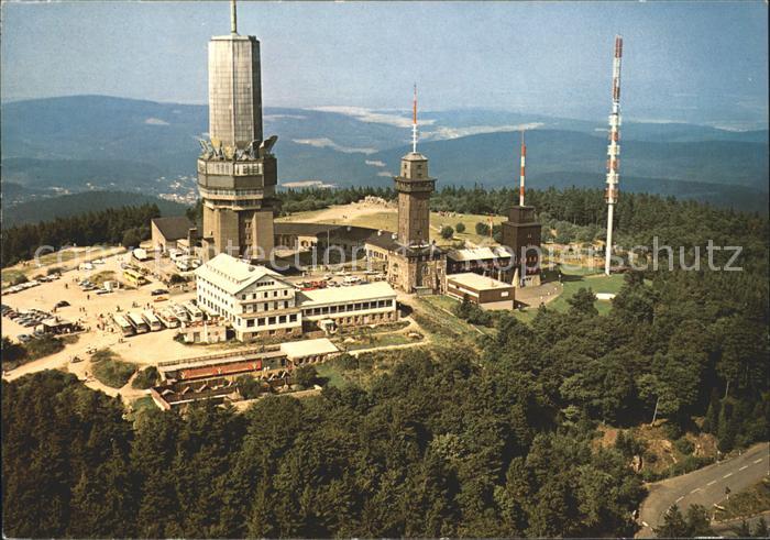 Grosser Feldberg Taunus Fernmeldesender Fernsehsender UKW Sender Fliegeraufnahme