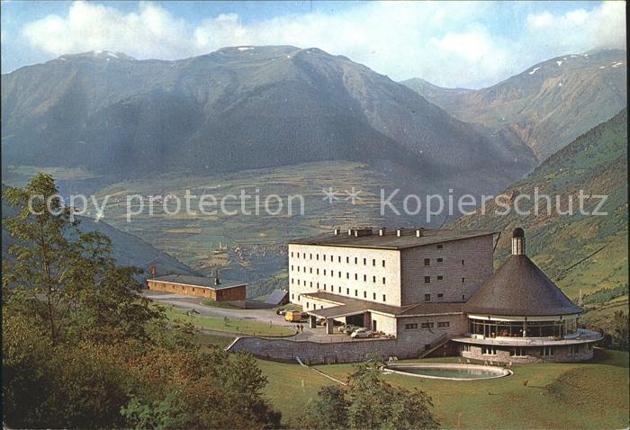 Valle de Aran Vista de conjunto del Parador Nacional de Viella Pirineos de Lerid