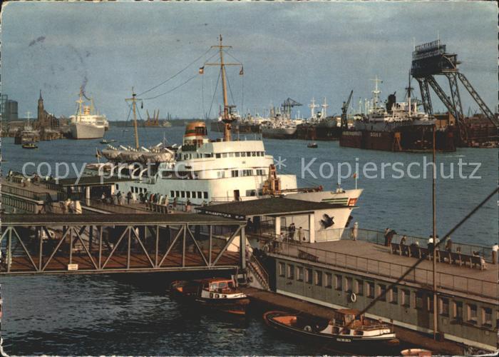 Schiffe Ships Navires Bunte Kuh Hamburg St. Pauli-Landungsbruecken