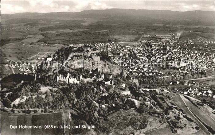 Hohentwiel mit Singen Fliegeraufnahme