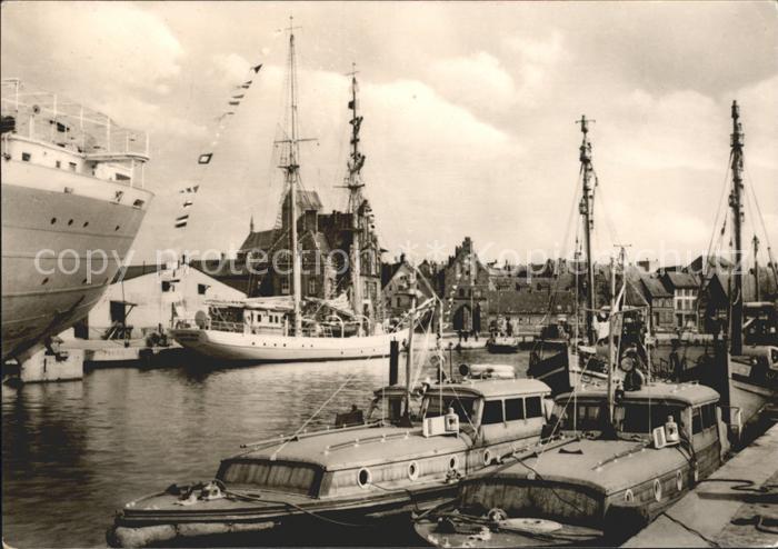 Wismar Mecklenburg Vorpommern Hafenpartie Schiffe