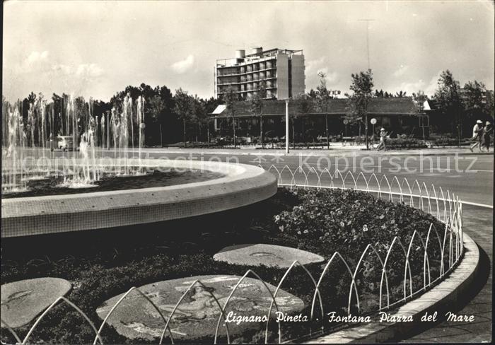 Lignano Pineta Fontana Piazza del Mare