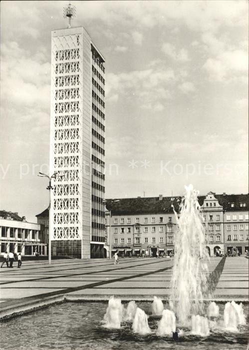 Neubrandenburg Hochhaus am Karl Marx Platz