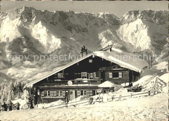 Rossfeldhuette mit Untersberg