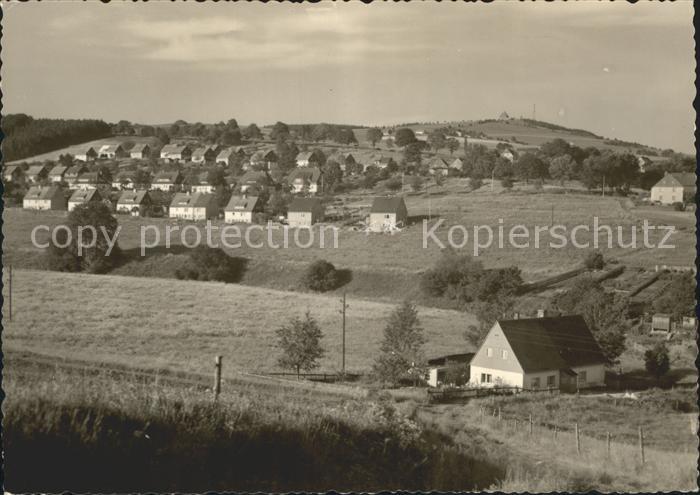 Neuhausen Erzgebirge Siedlung mit Blick zum Schwartenberg