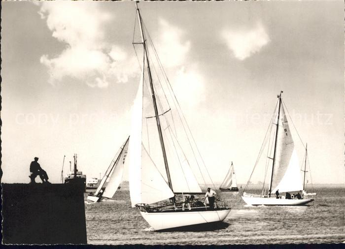 Bremerhaven am Weserdeich Segelboot