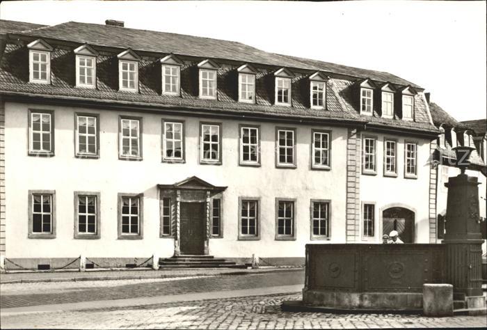 Weimar Thueringen Goethehaus am Frauenplan Goethe Nationalmuseum Brunnen