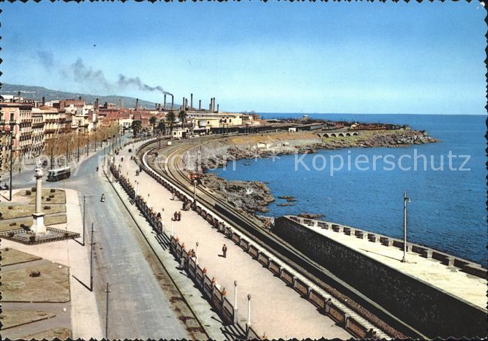 Catania La passeggiata