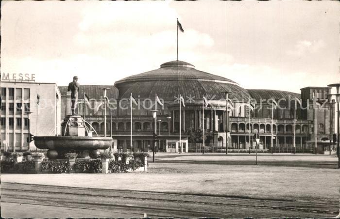 Frankfurt Main Festhalle Brunnen
