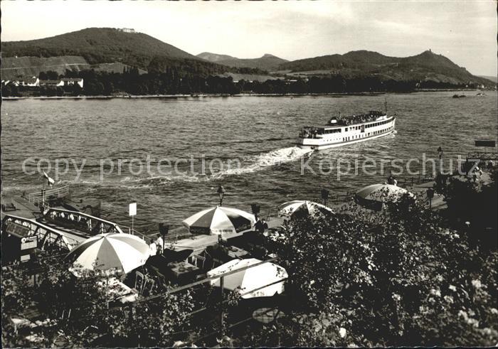 Bad Godesberg Dampferanlegestelle mit Petersberg und Drachenfels Faehre