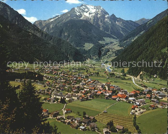 Mayrhofen Zillertal mit Finkenberg und Gruenberg