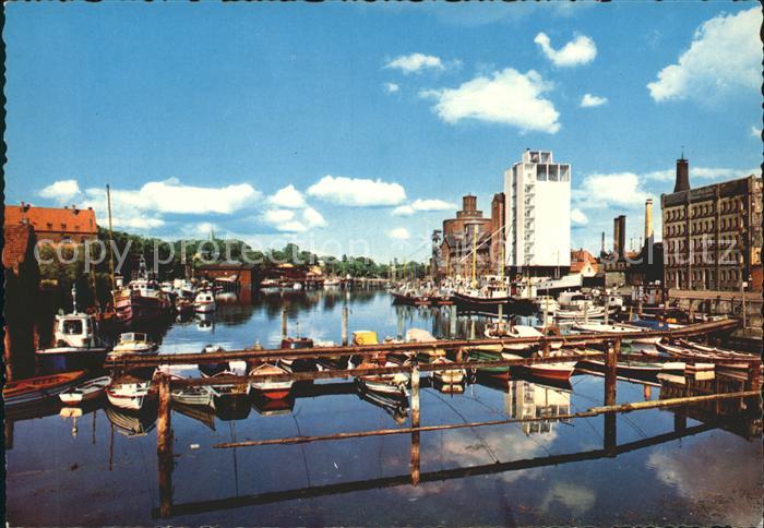 ECKERNFoeRDE Ostseebad Binnenhafen Lange Brueckstrasse