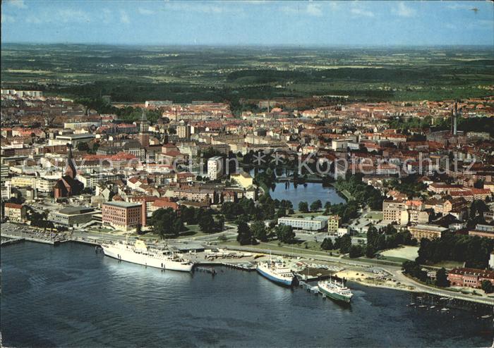 KIEL  CITY Fliegeraufnahme mit Hafen
