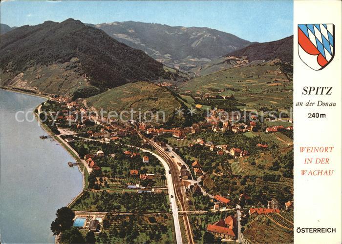 Spitz Donau Fliegeraufnahme mit 1000 Eimer Berg