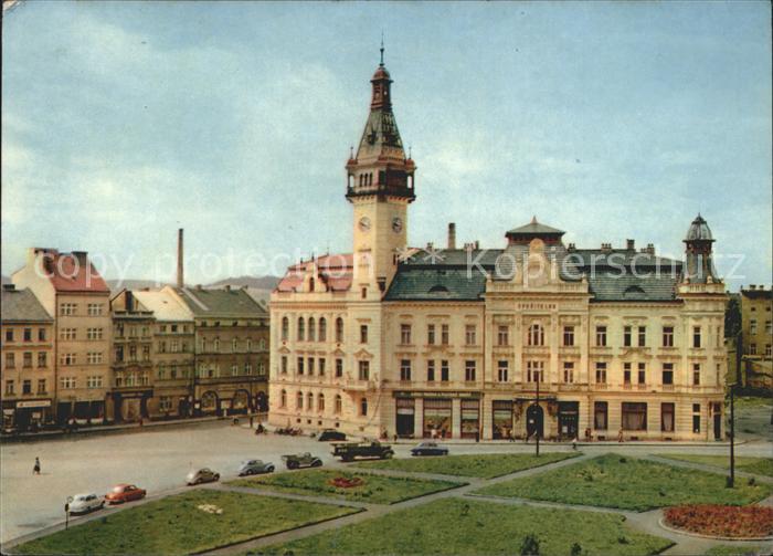 Krnov Rathaus mit Sparkassengebaeude