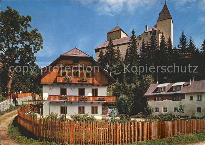 Mauterndorf Fruehstueckspension Hubertusheim Schloss