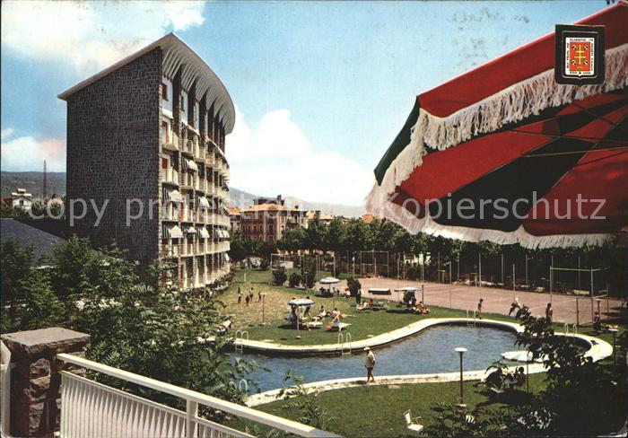Jaca Spanien Gran Hotel y piscina