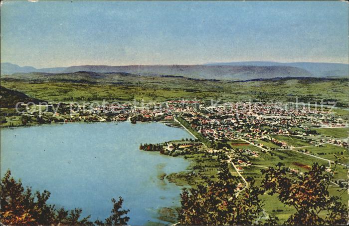 Annecy Haute-Savoie Fliegeraufnahme mit See