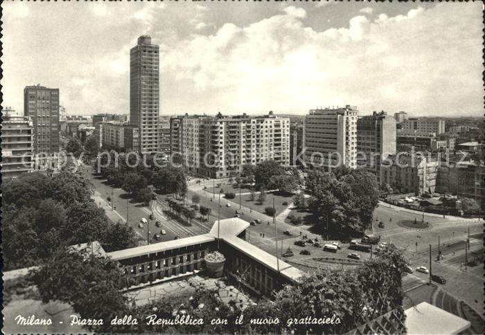 Milano Piazza della Repubblica
