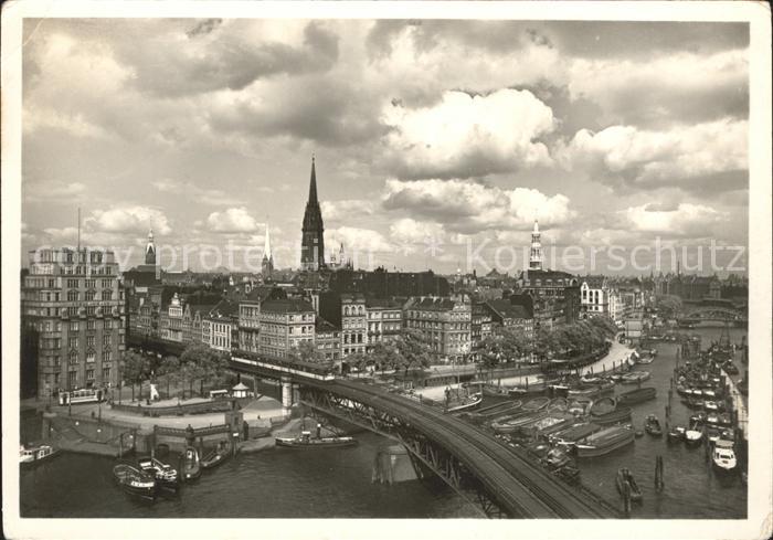 HAMBURG  CITY Binnenhafen und Kajen