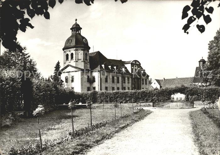 Eisenberg Thueringen Schloss Christianenburg mit Schlossplatz