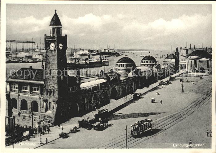 HAMBURG CITY Landungsbruecken Strassenbahn