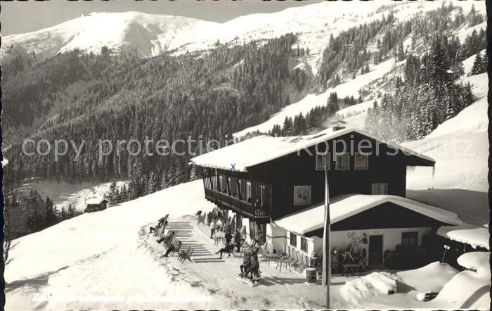 Zell See Berghaus Sonnenterrasse Wintersportplatz Alpen