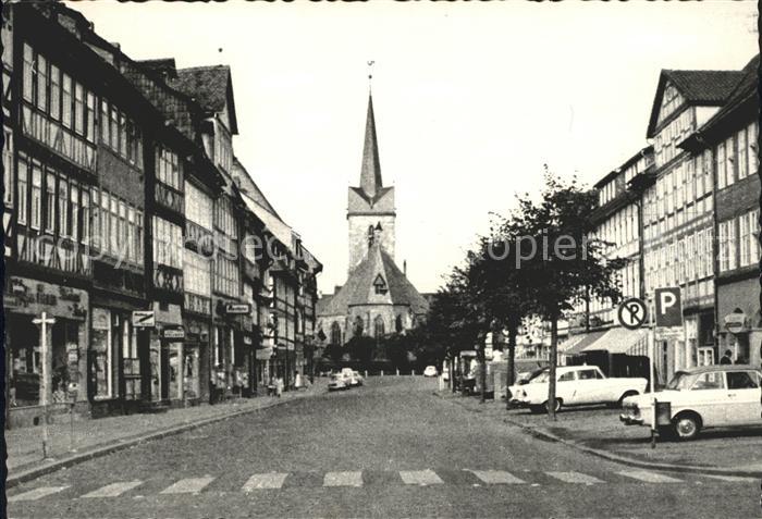 Duderstadt Niedersachsen Marktstrasse mit St Servatius Kirche 1000jaehrige Stadt