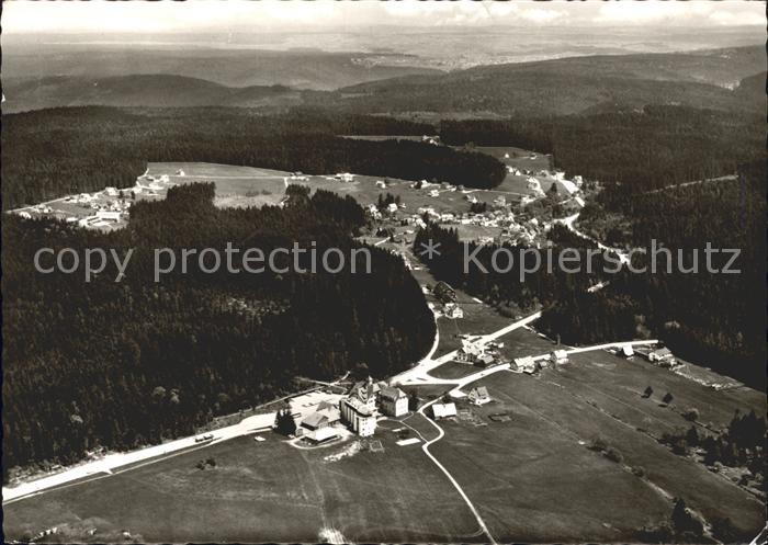Kniebis Freudenstadt Hoehenluftkurort Wintersportplatz Schwarzwald Fliegeraufnah